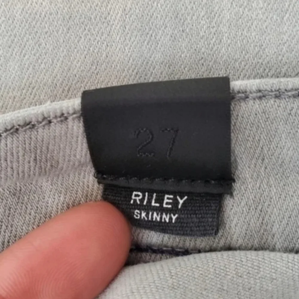 Vince stylish gray